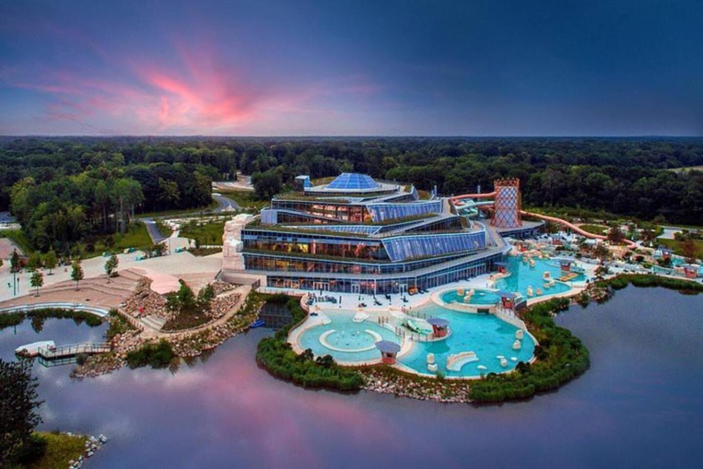Luminary Night Suite Монтеврен Экстерьер фото